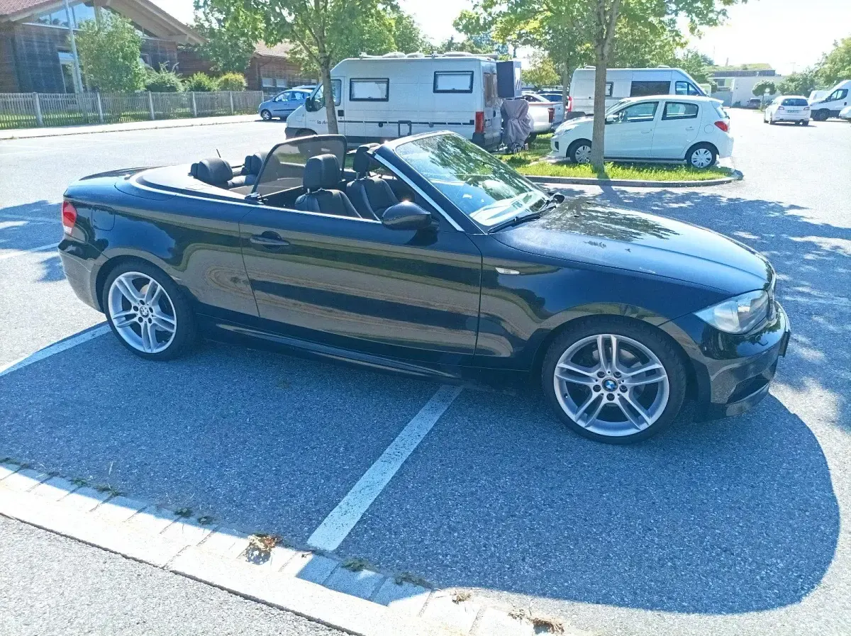 Gebraucht BMW 125 Cabriolet 218 PS (160 kW) 2008 Schwarz Cabrio