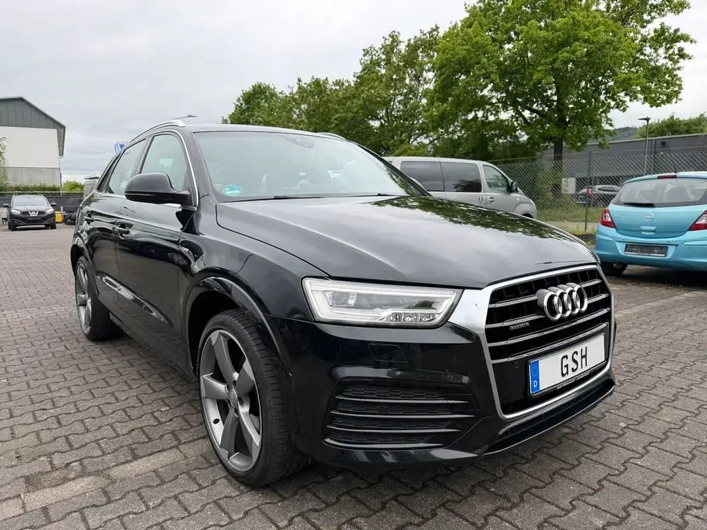Second-hand Audi Q3 S-Line 184 CP (135 kW) 2015 Negru SUV