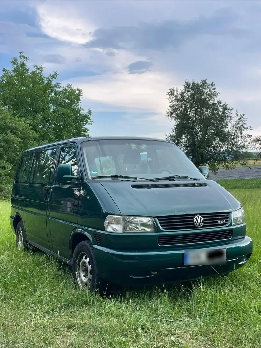 Gebraucht VW Multivan 102 PS (75 kW) 1999 Grün Van / Kleinbus