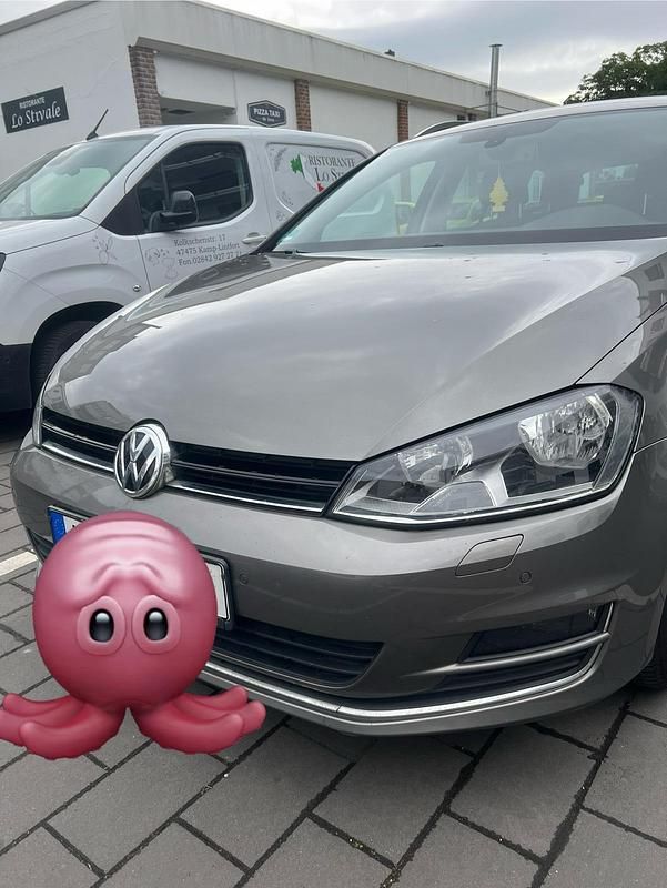 Grau Gebraucht 2015 VW Golf VII Kombi | 7.000 € (Guter Preis) - Bild 1/4