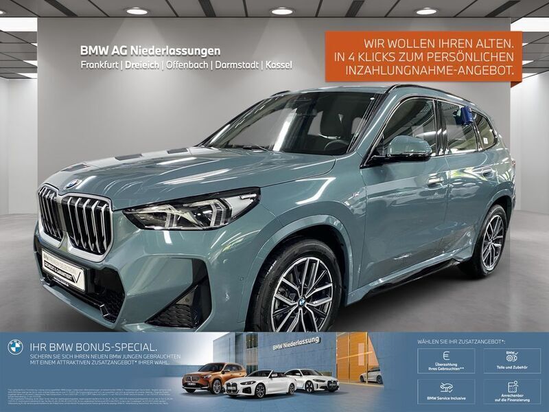 Grün Gebraucht 2024 BMW X1 Luxury Line SUV | 42.480 € (Etwas zu teuer) - Bild 1/4