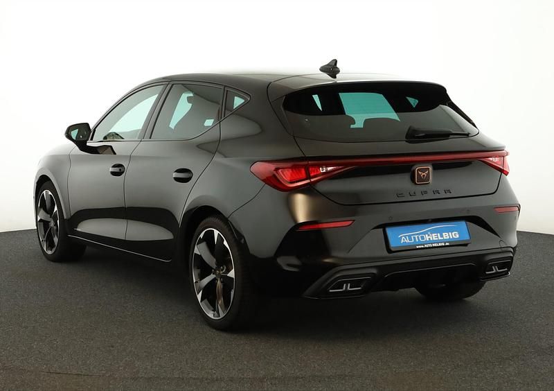 Gebraucht Cupra Leon 150 PS (110 kW) 2023 Mitternachtsschwarz metallic SUV