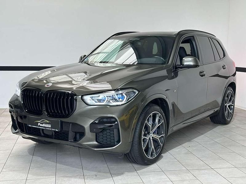 Gebraucht BMW X5 M M Sport 530 PS (389 kW) 2022 Manhatten SUV