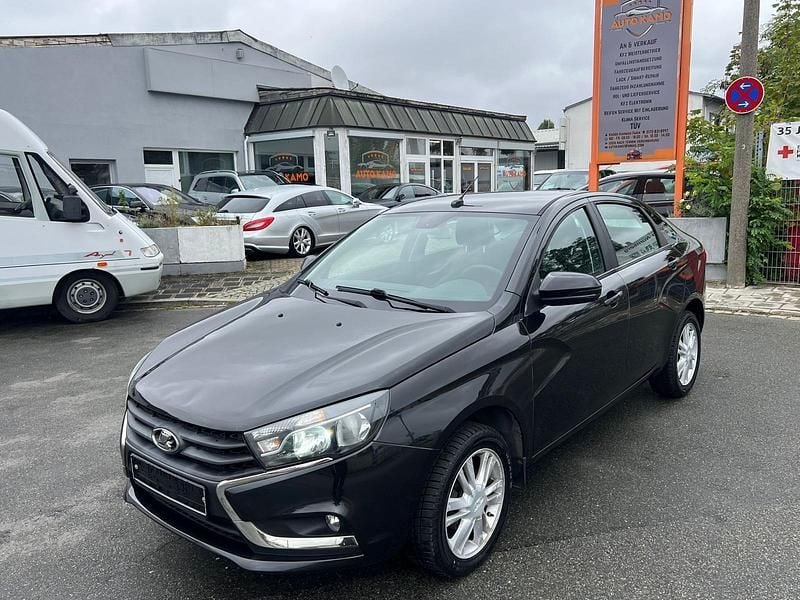 Gebraucht Lada Vesta 107 PS (78 kW) 2017 Schwarz Limousine