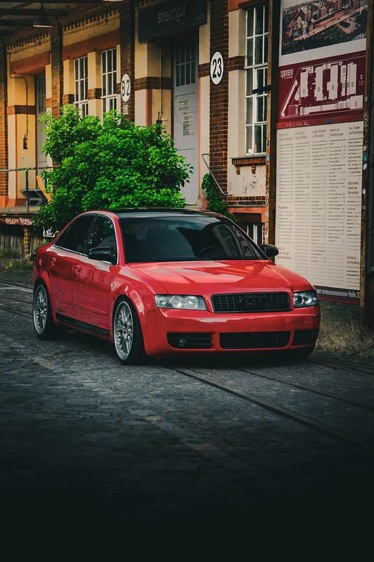 Rot Gebraucht 2003 Audi S4 Limousine | 4.000 € (Guter Preis) - Bild 1/4