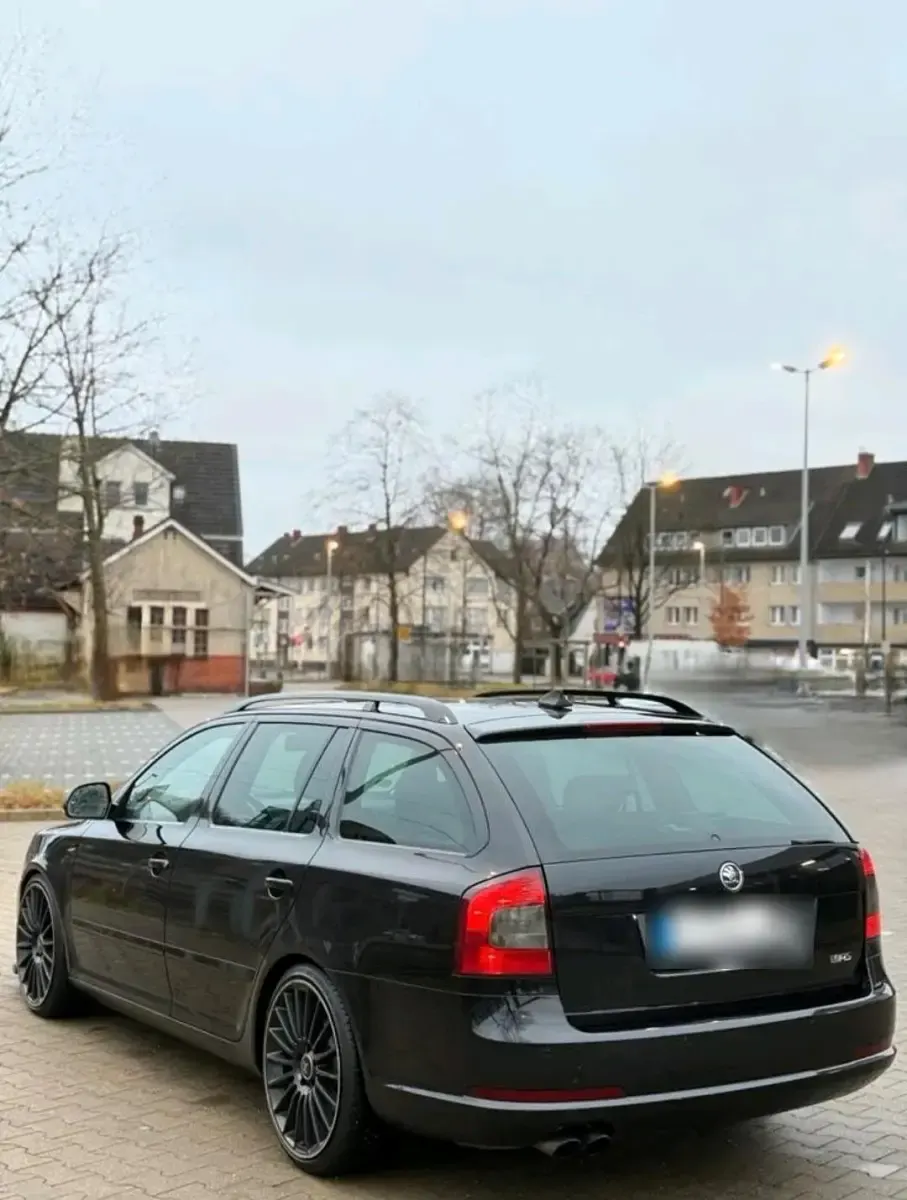 Gebraucht Skoda Octavia RS 170 PS (125 kW) 2010 Schwarz Kombi