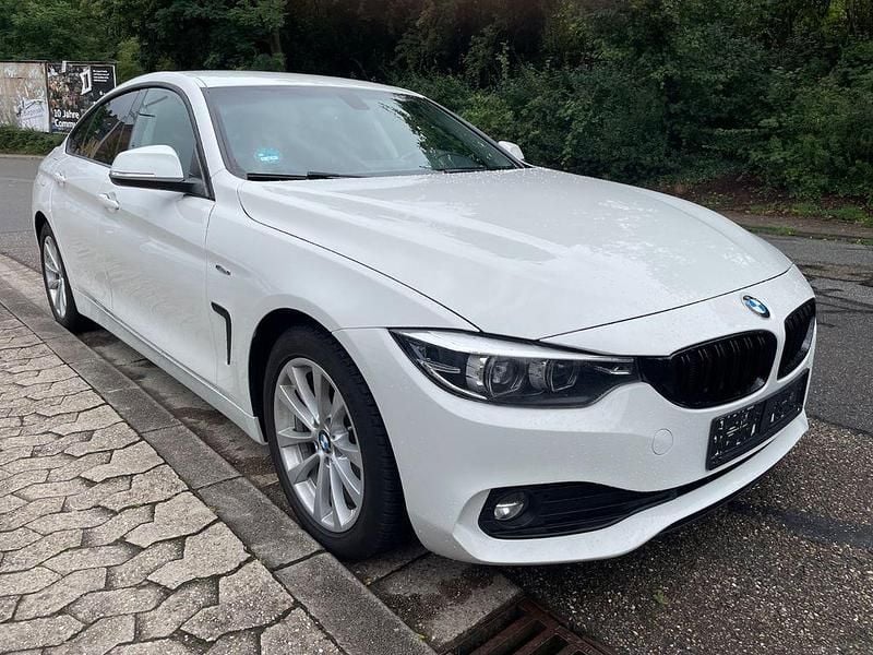 Weiß Gebraucht 2017 BMW 420 Gran Coupé Advantage Coupé | 17.499 € (Superpreis) - Bild 1/4
