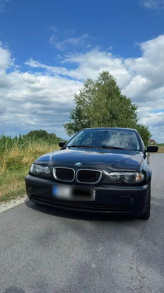 Gebraucht BMW 320 Sport Line 170 PS (125 kW) 2002 Schwarz Limousine