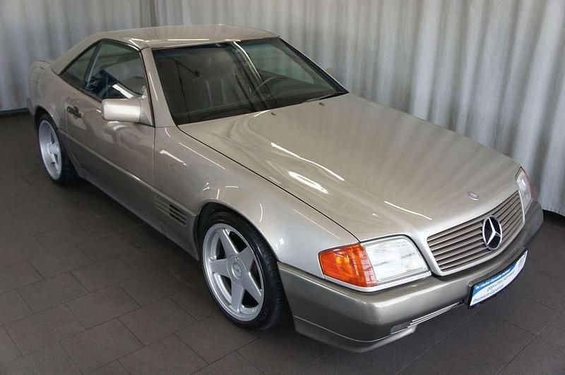 Gebraucht Mercedes SL300 231 PS (169 kW) 1990 Silber Cabrio