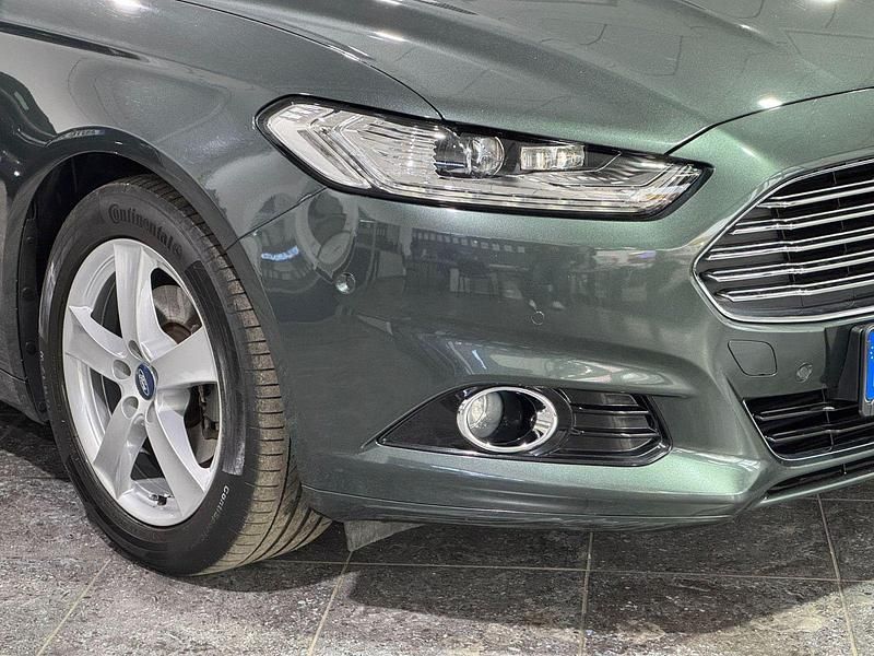Gebraucht Ford Mondeo Titanium 165 PS (121 kW) 2018 Grün Kombi