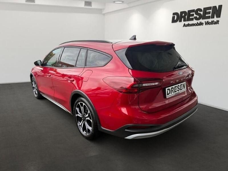 Gebraucht Ford Focus Active X 155 PS (114 kW) 2024 Rot Kombi