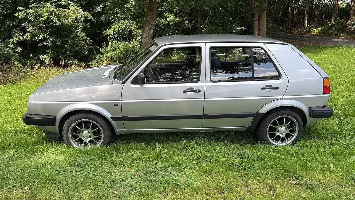Gebraucht VW Golf II 60 PS (44 kW) 1991 Silber Kleinwagen