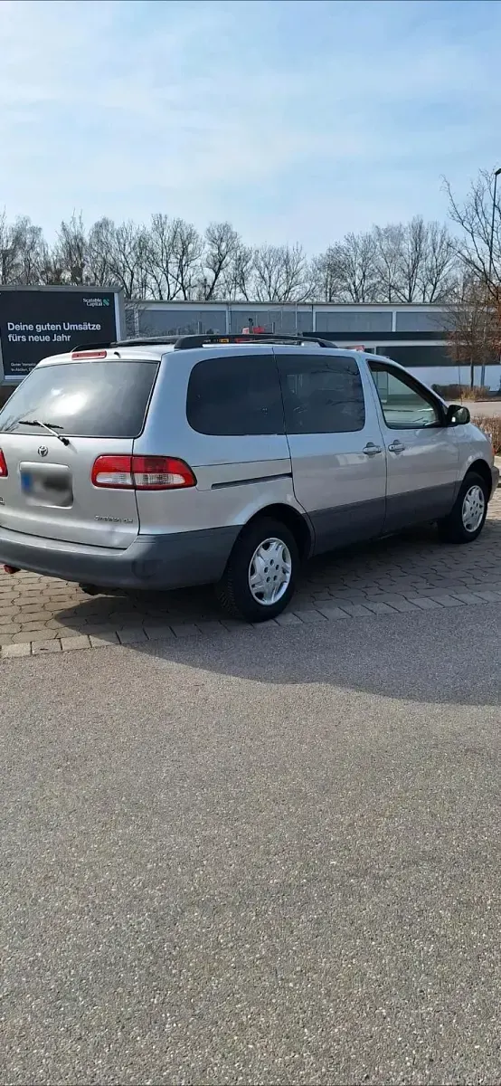Gebraucht Toyota Sienna 220 PS (161 kW) 2003 Grün Van / Kleinbus