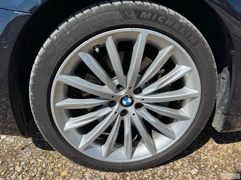 Używany BMW 530 265 KM (194 kW) 2018 Niebieski Kombi