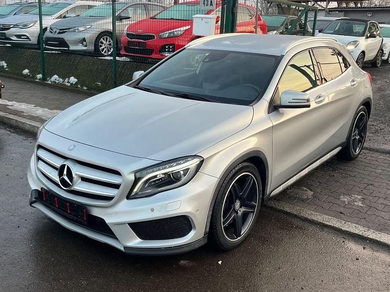 Gebraucht Mercedes GLA220 AMG line 170 PS (125 kW) 2014 Silber SUV