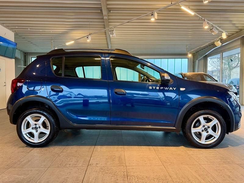 Gebraucht Dacia Sandero Stepway Ambiance 90 PS (66 kW) 2018 Blau Kleinwagen