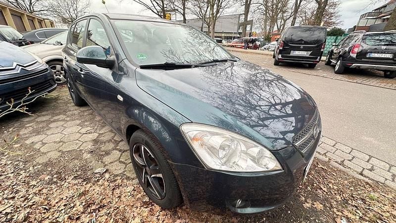 Gebraucht Kia Ceed EX 116 PS (85 kW) 2007 Grün Kleinwagen