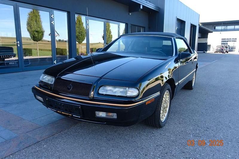 Schwarz Gebraucht 1994 Chrysler Le Baron Cabrio | 5.700 € - Bild 1/4