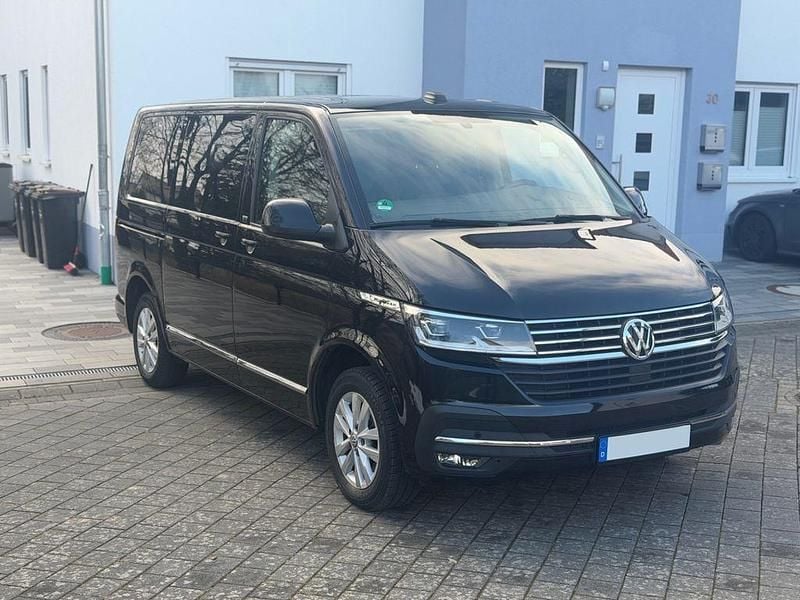 Schwarz Gebraucht 2021 VW Multivan Van | 37.800 € (Superpreis) - Bild 1/4