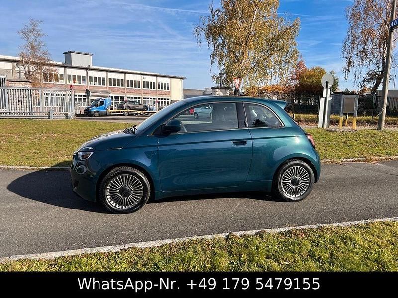 Grün Gebraucht 2022 Fiat 500e Icon Kleinwagen | 15.490 € (Superpreis) - Bild 1/4