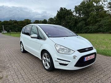 Gebraucht Ford S-MAX Titanium 163 PS (119 kW) 2015 Weiß Van / Kleinbus
