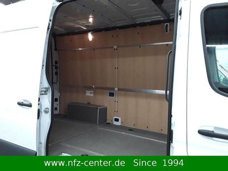 Gebraucht Mercedes Sprinter 170 PS (125 kW) 2023 Arktikweiss Van