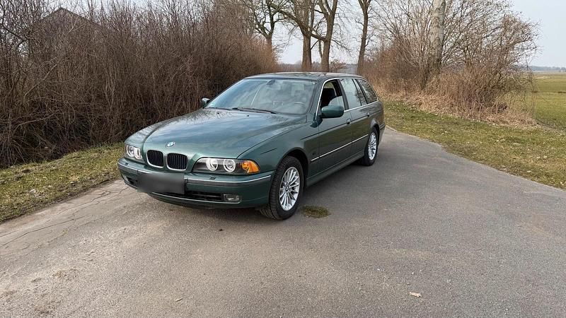 Gebraucht BMW 530 184 PS (135 kW) 2000 Kombi