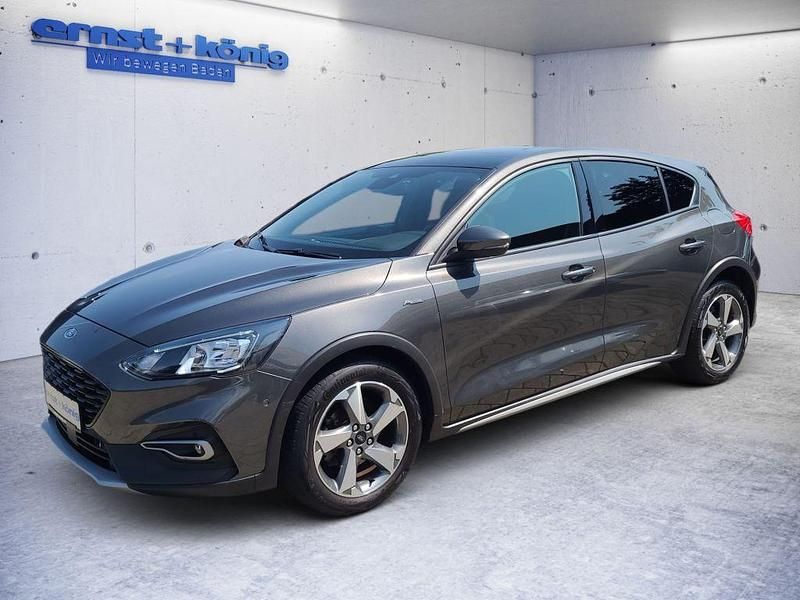 Grau Gebraucht 2021 Ford Focus Active X Limousine | 16.870 € (Teuer) - Bild 1/4