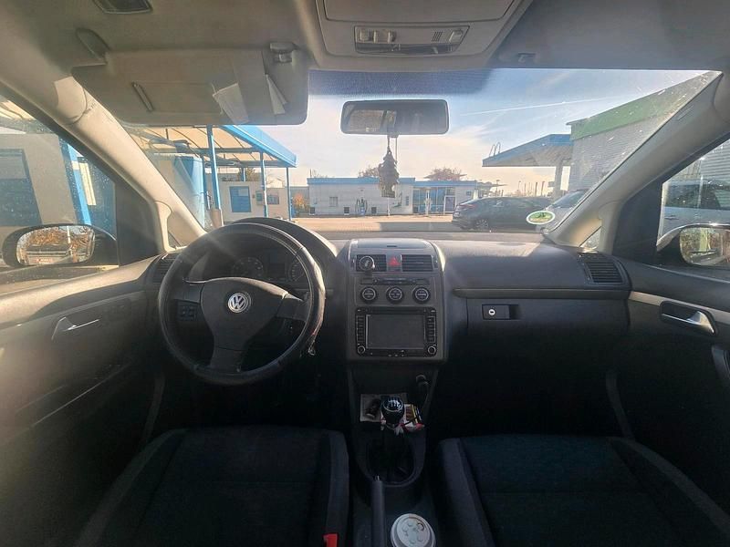 Schwarz Gebraucht 2008 VW Touran Comfortline Van / Kleinbus | 1.999 € (Superpreis) - Bild 1/4