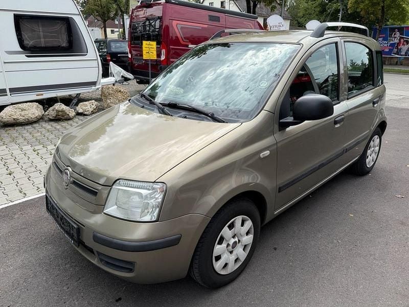 Beige Gebraucht 2011 Fiat Panda Dynamic Kleinwagen | 1.950 € (Guter Preis) - Bild 1/4