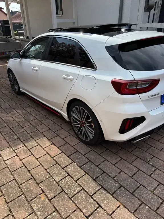 Gebraucht Kia Ceed GT GT 204 PS (150 kW) 2020 Weiß Limousine