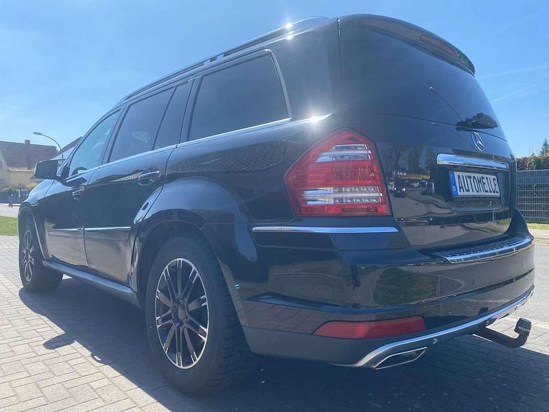 Gebraucht Mercedes GL450 340 PS (250 kW) 2011 Obsidianschwarz  metalliclack SUV