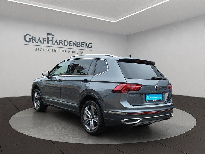 Gebraucht VW Tiguan Allspace Elegance 245 PS (180 kW) 2022 Grau SUV