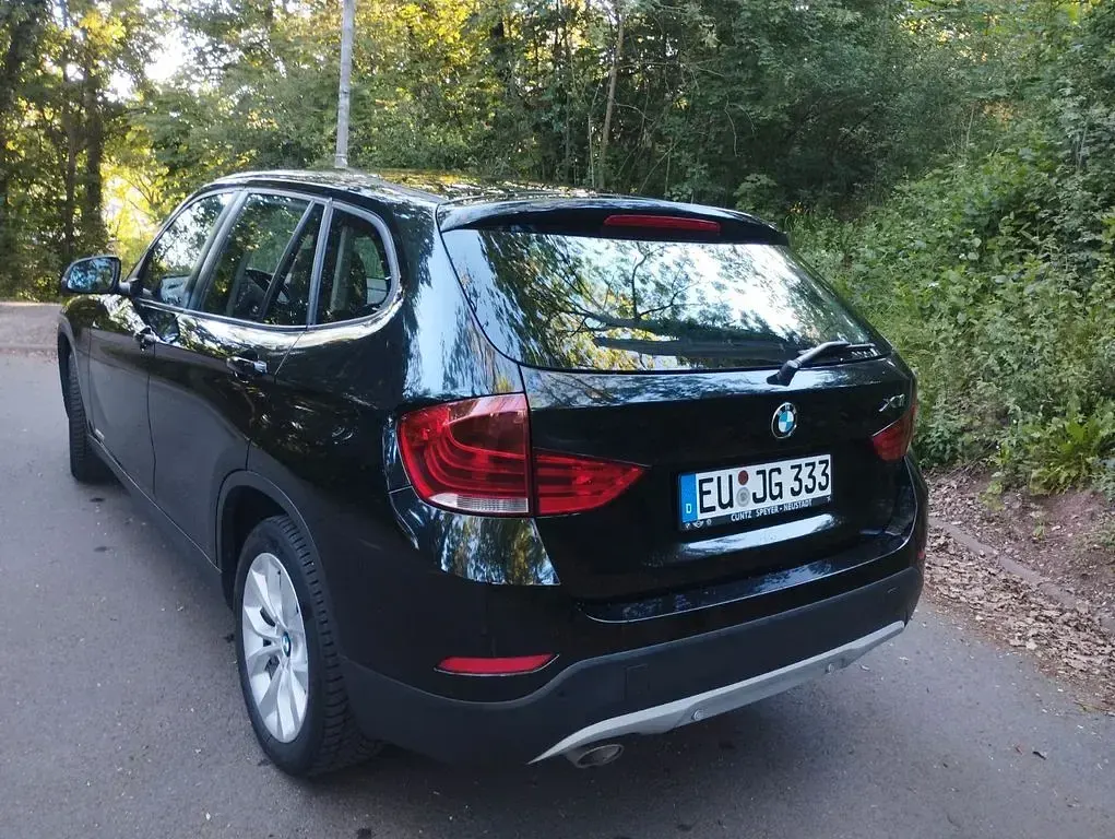 Gebraucht BMW X1 143 PS (105 kW) 2013 Schwarz SUV