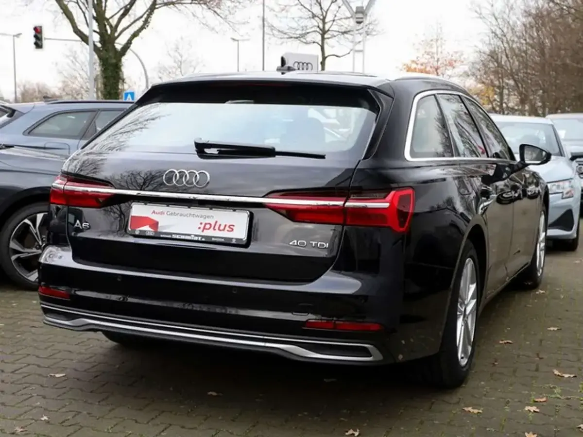 Używany Audi A6 Advanced 204 KM (150 kW) 2025 Czarny Kombi