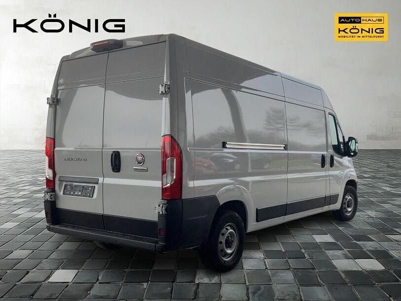 Gebraucht Fiat Ducato 140 PS (102 kW) 2023 Weiß Van