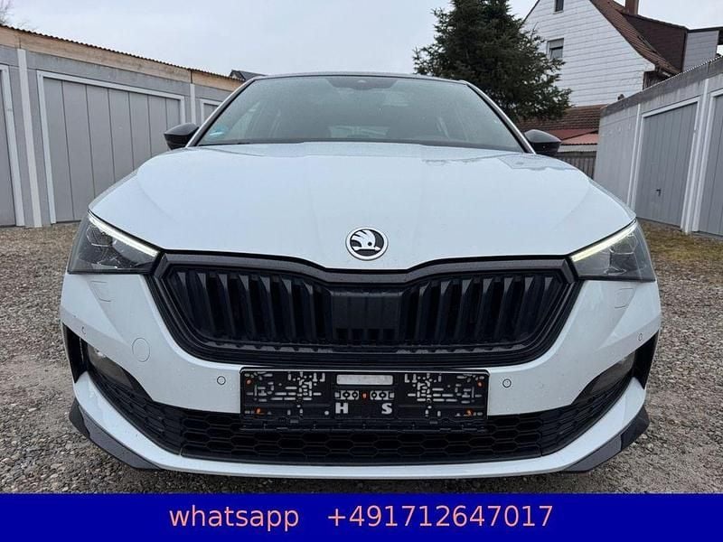 Gebraucht Skoda Scala Monte Carlo 150 PS (110 kW) 2022 Weiß Kleinwagen