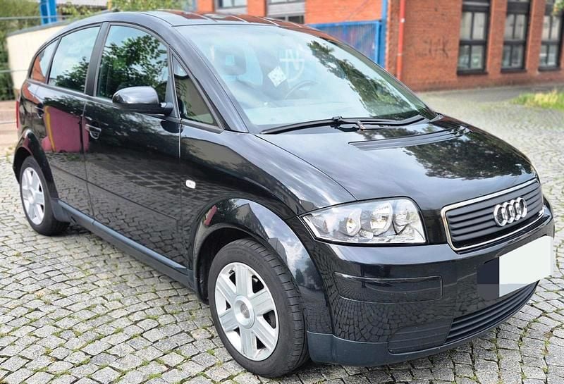 Schwarz Gebraucht 2004 Audi A2 Kleinwagen | 1.300 € (Guter Preis) - Bild 1/4