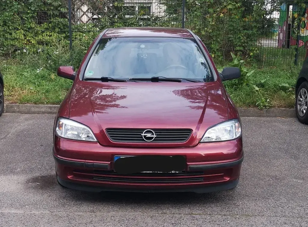 Gebraucht Opel Astra 101 PS (74 kW) 1999 Rot Limousine