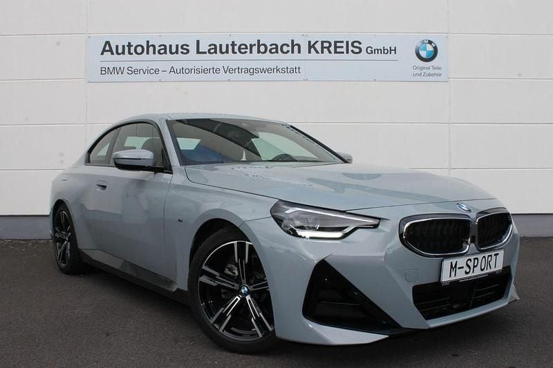 Gebraucht BMW 220 M Sport 184 PS (135 kW) 2022 Grau Coupé