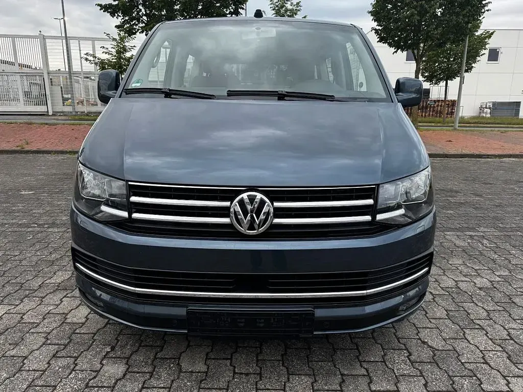 Gebraucht VW Multivan 174 PS (127 kW) 2004 Grau Van / Kleinbus
