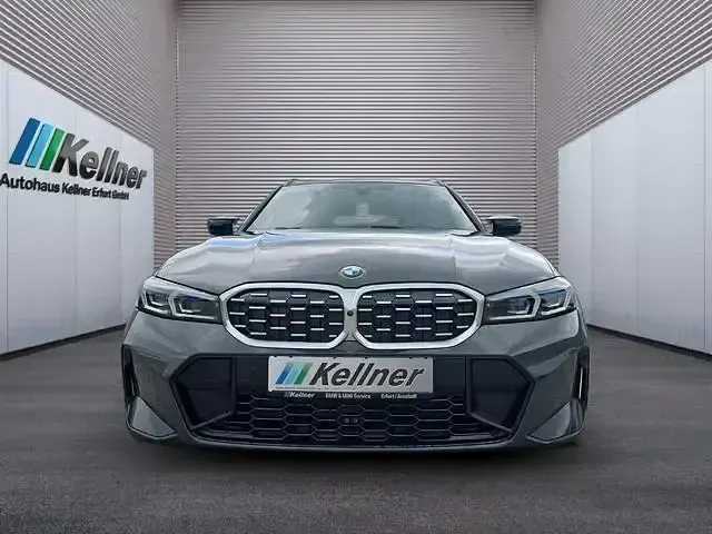 Gebraucht BMW M340 M Sport 377 PS (277 kW) 2025 Grau Limousine