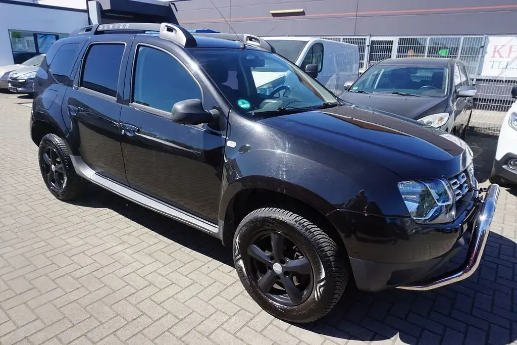 Gebraucht Dacia Duster Lauréate 125 PS (91 kW) 2014 Schwarz SUV