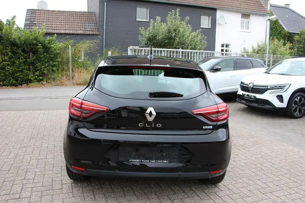 Gebraucht Renault Clio V Zen 140 PS (102 kW) 2021 Schwarz Limousine