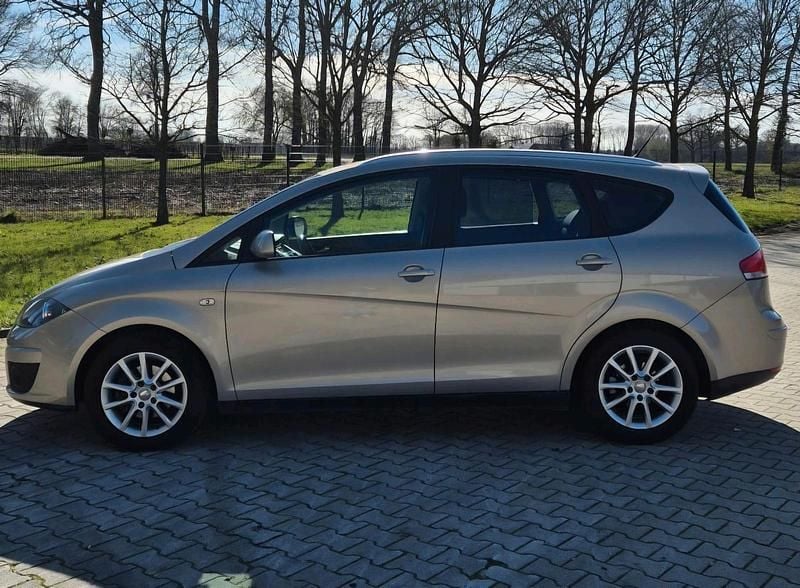 Gebraucht Seat Altea XL 2009 Silber Van / Kleinbus