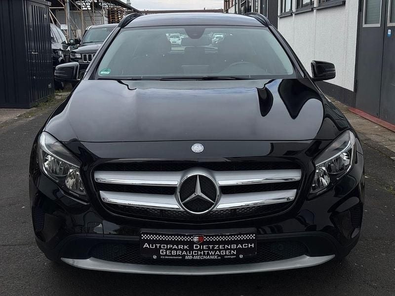 Gebraucht Mercedes GLA220 Style 177 PS (130 kW) 2016 Schwarz SUV