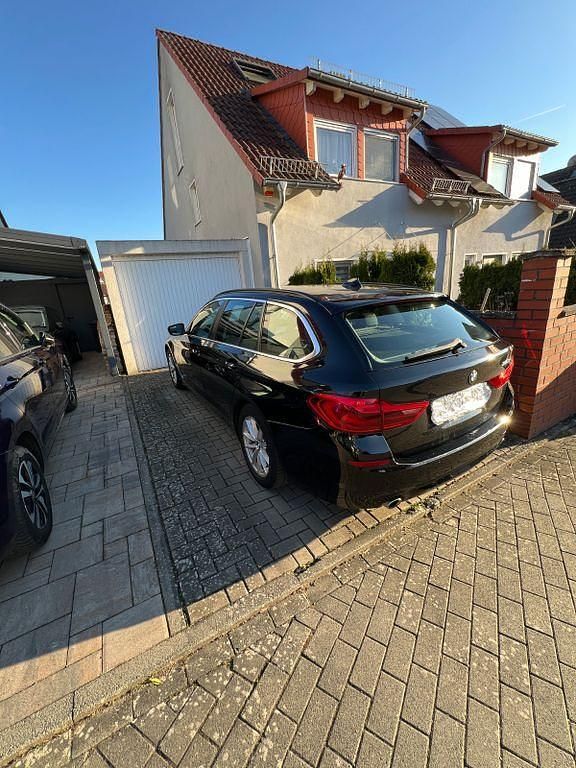 Gebraucht BMW 520 190 PS (139 kW) 2017 Schwarz Kombi