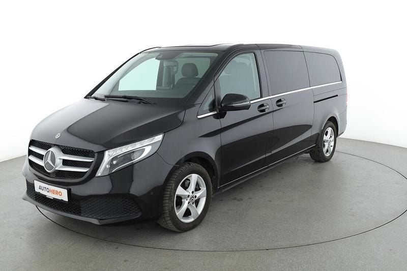 Schwarz Gebraucht 2020 Mercedes V250 Avantgarde Van / Kleinbus | 46.040 € (Superpreis) - Bild 1/3