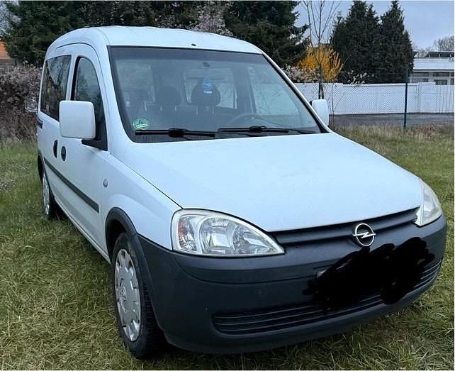 Gebraucht Opel Combo Eco 95 PS (69 kW) 2010 Weiß Van / Kleinbus