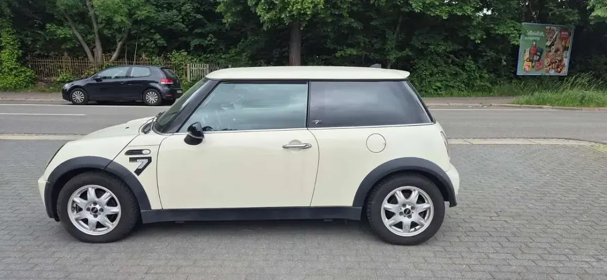 Gebraucht Mini ONE 90 PS (66 kW) 2006 Pepper white Kleinwagen